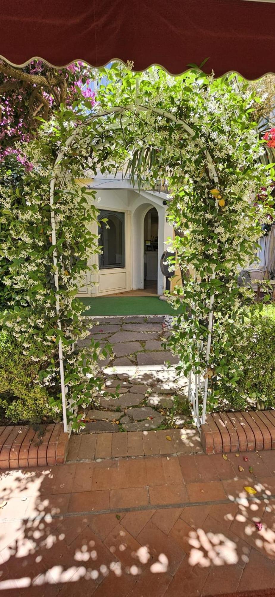 Hotel Mediterraneo كواليانو المظهر الخارجي الصورة