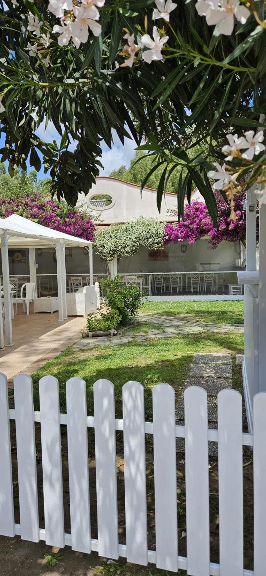 Hotel Mediterraneo كواليانو المظهر الخارجي الصورة