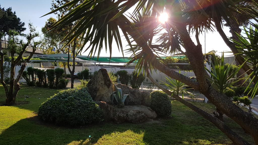 Hotel Mediterraneo كواليانو المظهر الخارجي الصورة