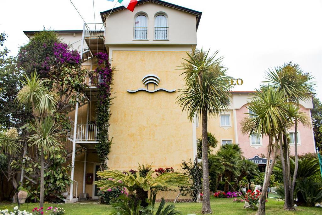 Hotel Mediterraneo كواليانو المظهر الخارجي الصورة