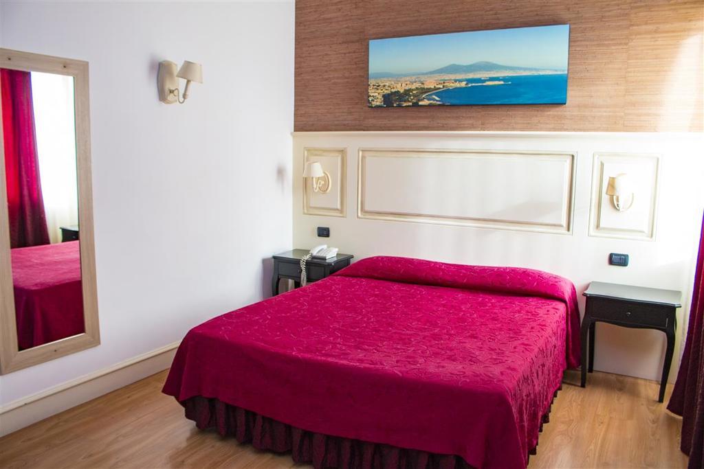 Hotel Mediterraneo كواليانو المظهر الخارجي الصورة